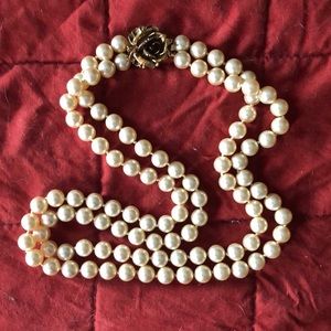 Vintage Faux pearl bi-level necklace